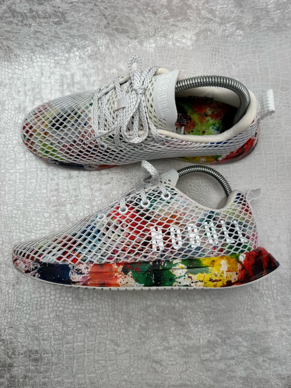 NOBULL Mesh Runner sneakers, Women’s sz 9, Men’s sz 7.5